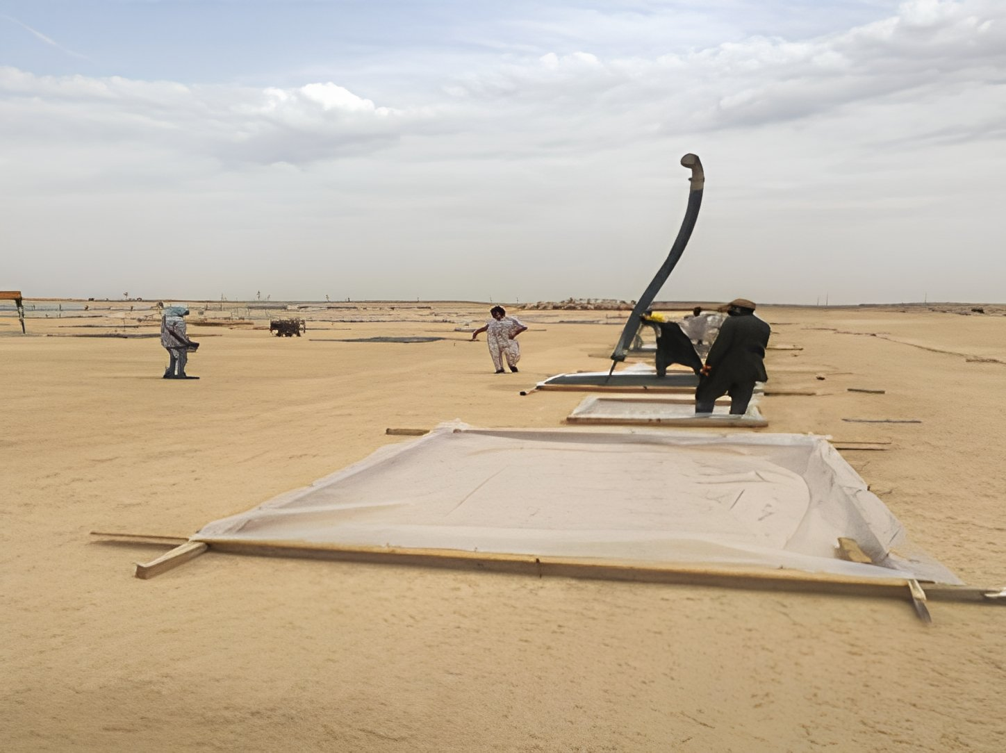 بنية تحتية وخدمات